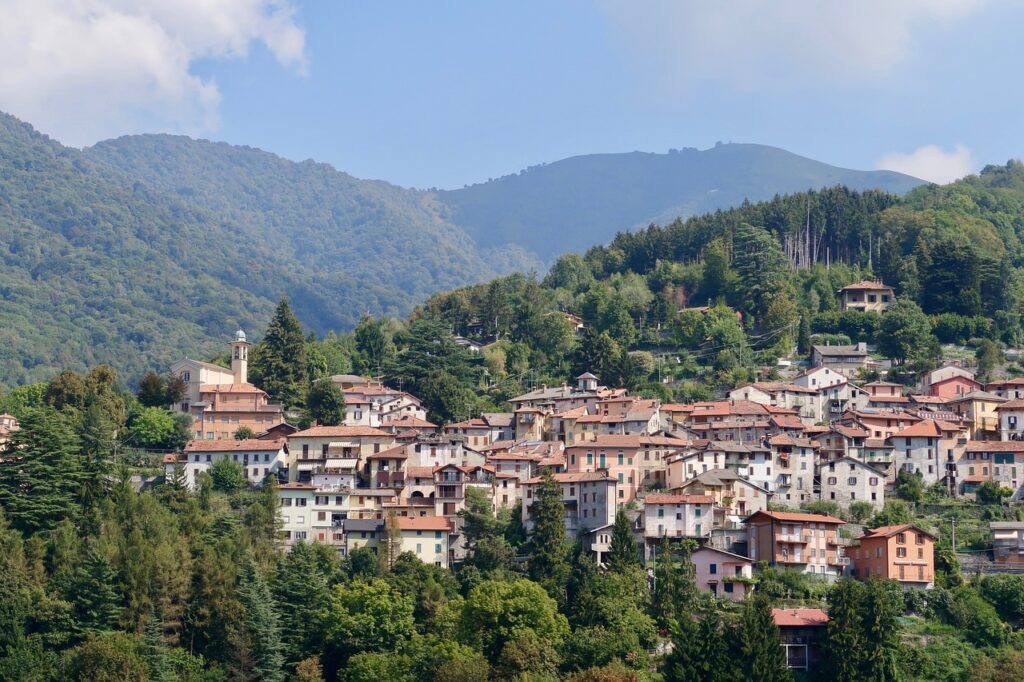 un borgo medievale in lombardia, uno dei luoghi dell'itinerario borghi e castelli